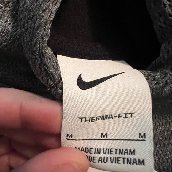 Nike Therma fit, tech hoodie - Picture 3 of 3